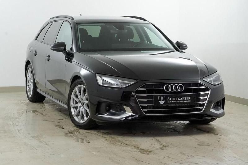 Brillantschwarz Gebraucht 2021 Audi A4 Advanced Kombi | 24.900 € (Fairer Preis) - Bild 1/4