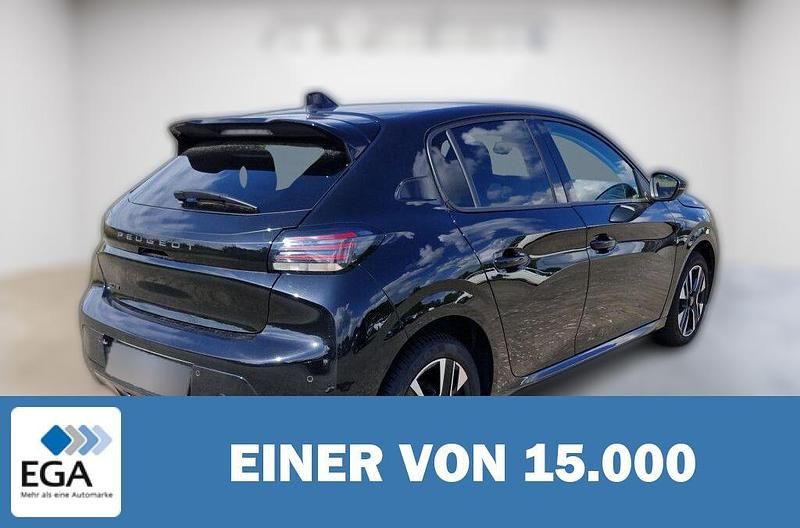 Schwarz metallic Gebraucht 2024 Peugeot 208 Allure Kleinwagen | 19.660 € (Fairer Preis) - Bild 1/4