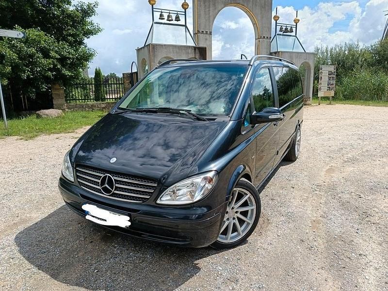 Schwarz Gebraucht 2006 Mercedes Viano Van / Kleinbus | 10.000 € - Bild 1/4