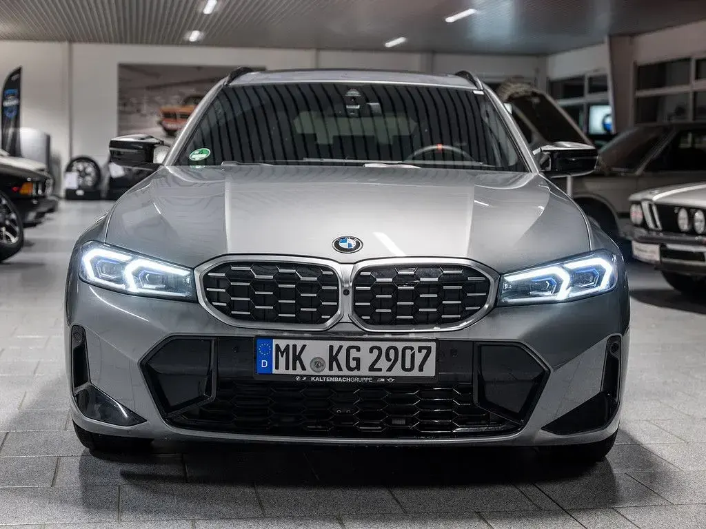 Käytetty BMW 340 Performance 340 HP (250 kW) 2024 Harmaa Farmari