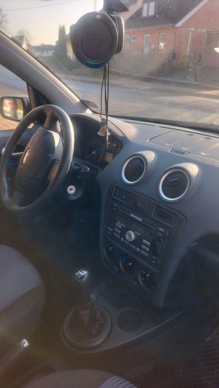 Gebraucht Ford Fusion 80 PS (58 kW) 2006 Grau Kleinwagen