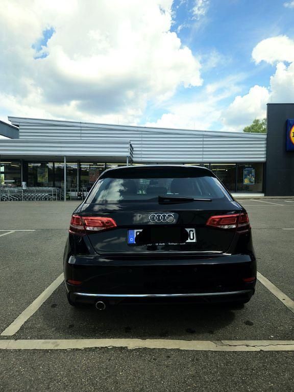 Gebraucht Audi A3 116 PS (85 kW) 2017 Schwarz Limousine