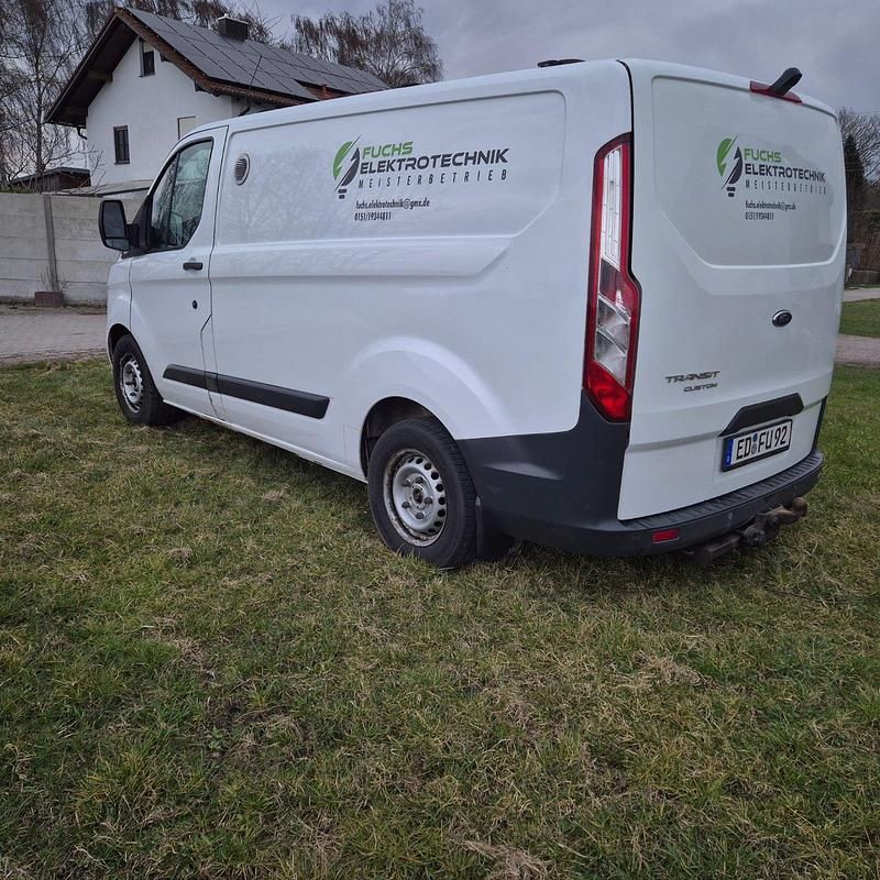 Second-hand Ford Transit Custom 101 CP (74 kW) 2014 Alb Monovolum