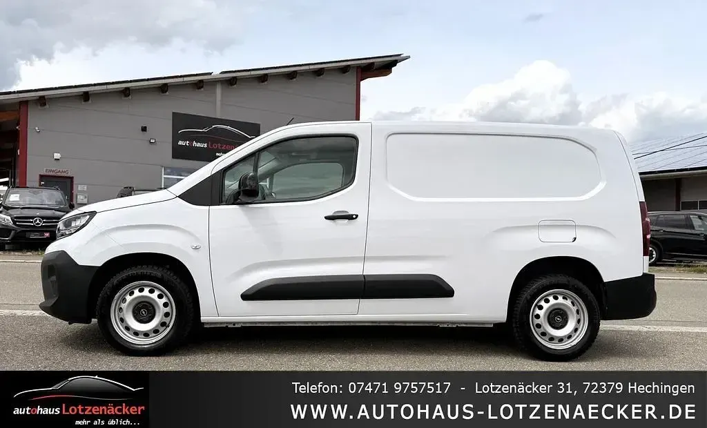 Gebraucht Opel Combo 131 PS (96 kW) 2025 Weiß Van / Kleinbus