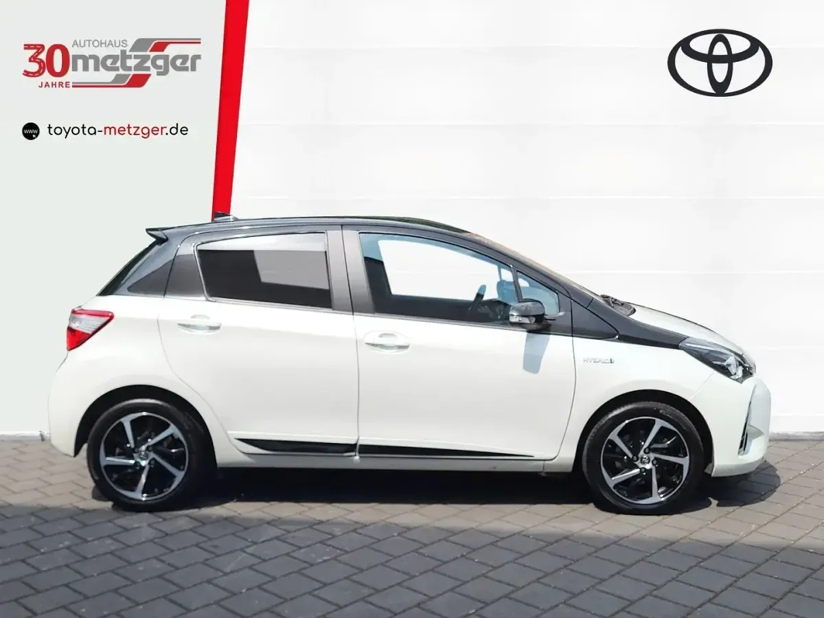 Gebraucht Toyota Yaris Style 101 PS (74 kW) 2020 Weiß Kleinwagen