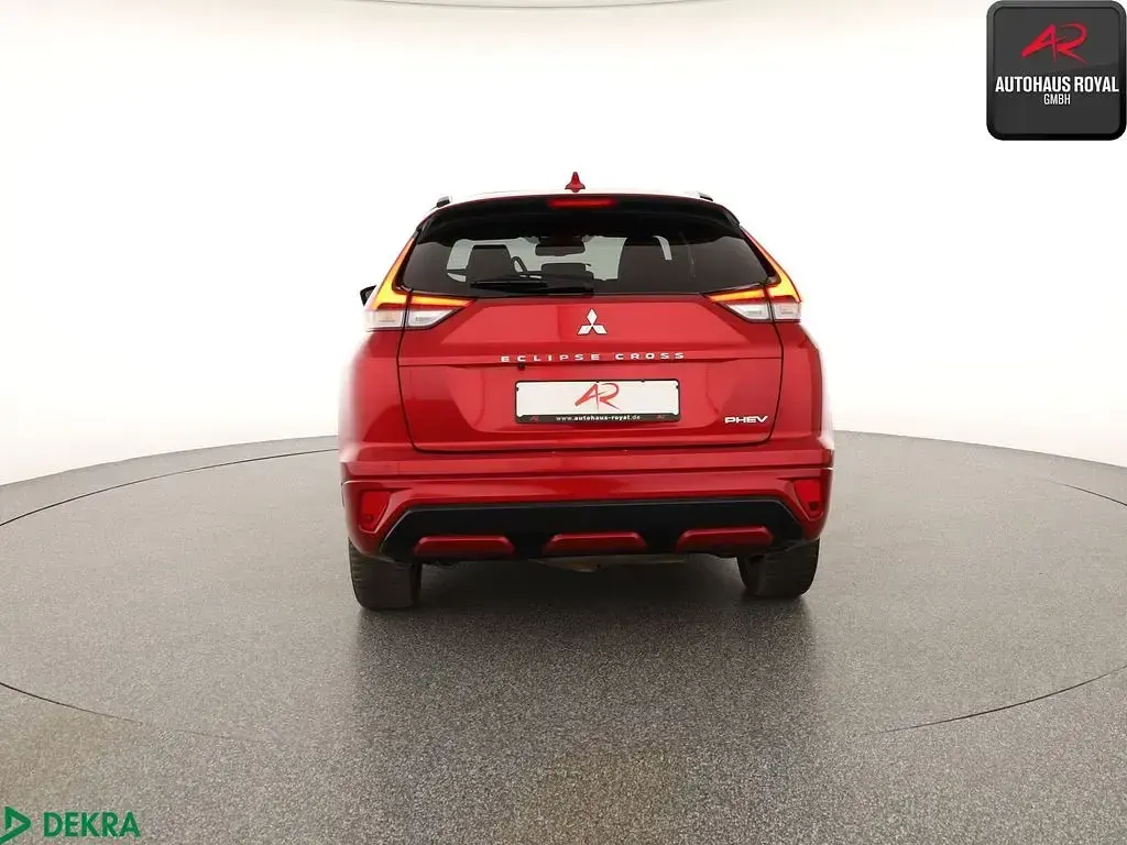 Begagnad Mitsubishi Eclipse Cross Select 188 HK (138 kW) 2022 Röd SUV