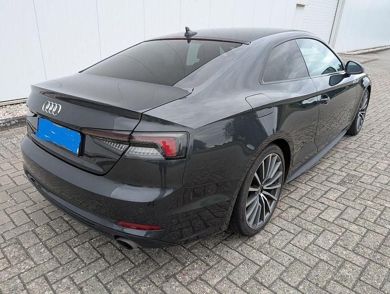 Gebraucht Audi A5 S-Line 190 PS (139 kW) 2017 Grau Coupé