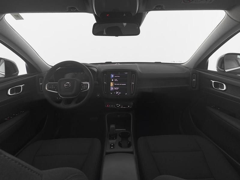 Gebraucht Volvo XC40 211 PS (155 kW) 2022 Schwarz onyx black / metallic SUV