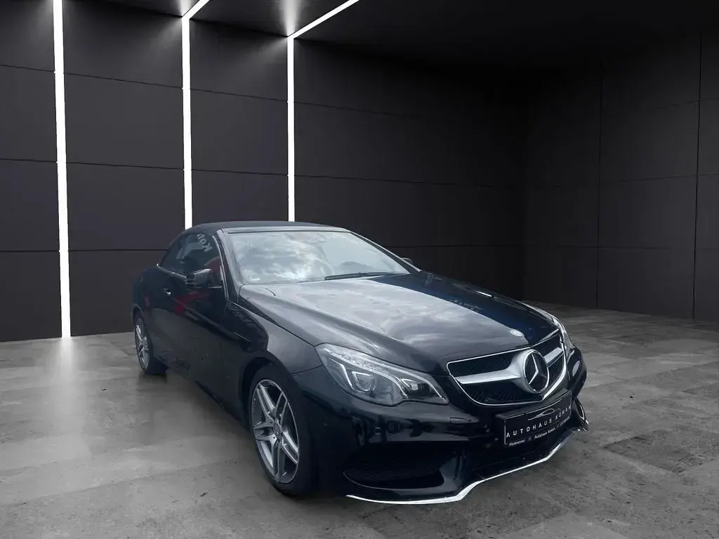 Gebraucht Mercedes E350 AMG line 252 PS (185 kW) 2014 Schwarz Cabrio