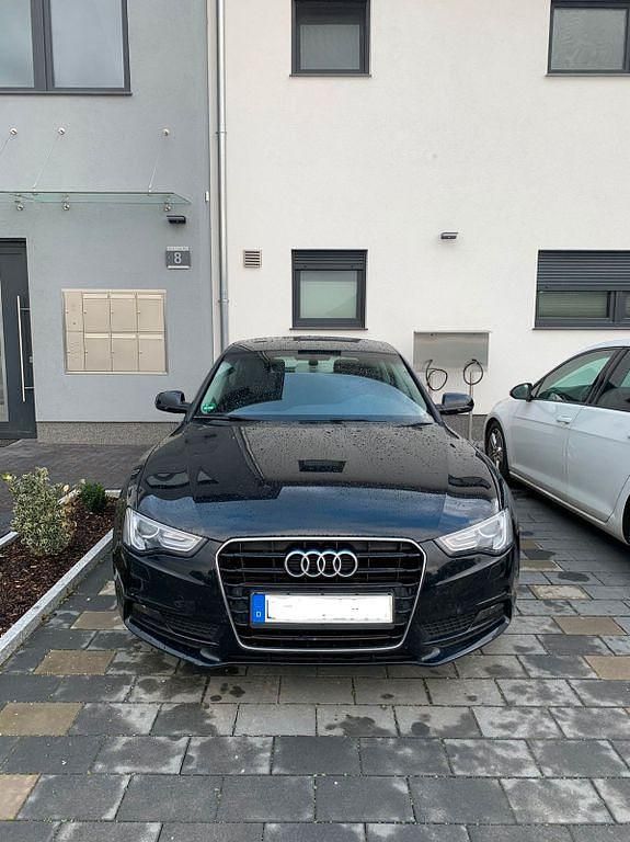 Schwarz Gebraucht 2014 Audi A5 Sportback Sport Kleinwagen | 12.990 € (Etwas zu teuer) - Bild 1/4