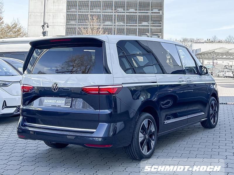 Nowe VW Multivan Life 150 KM (110 kW) 2026 Biały Minivan