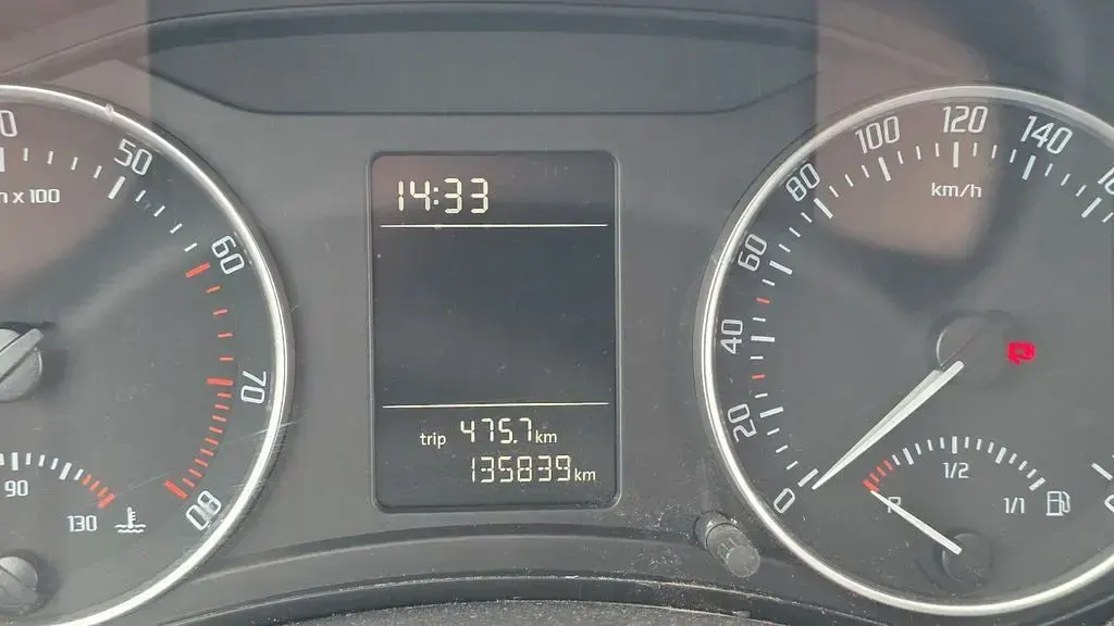 Gebraucht Skoda Octavia Family 122 PS (89 kW) 2011 Grau Kombi