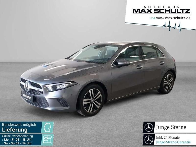 Grau Gebraucht 2022 Mercedes A250 Advanced Limousine | 29.880 € (Guter Preis) - Bild 1/4