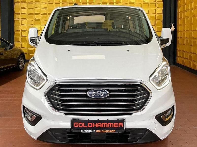 Weiß Gebraucht 2023 Ford Tourneo Van / Kleinbus | 35.999 € (Superpreis) - Bild 1/4