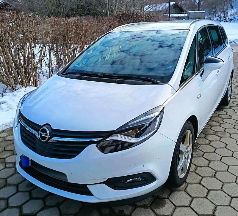 Gebraucht Opel Zafira 170 PS (125 kW) 2018 Weiß Van / Kleinbus