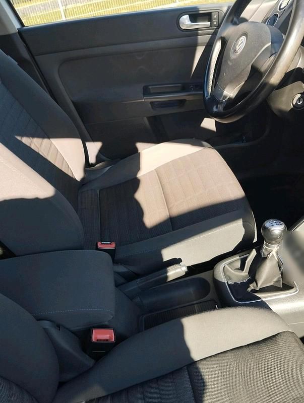 Gebraucht VW Golf Plus Cross 105 PS (77 kW) 2006 Silber Van / Kleinbus