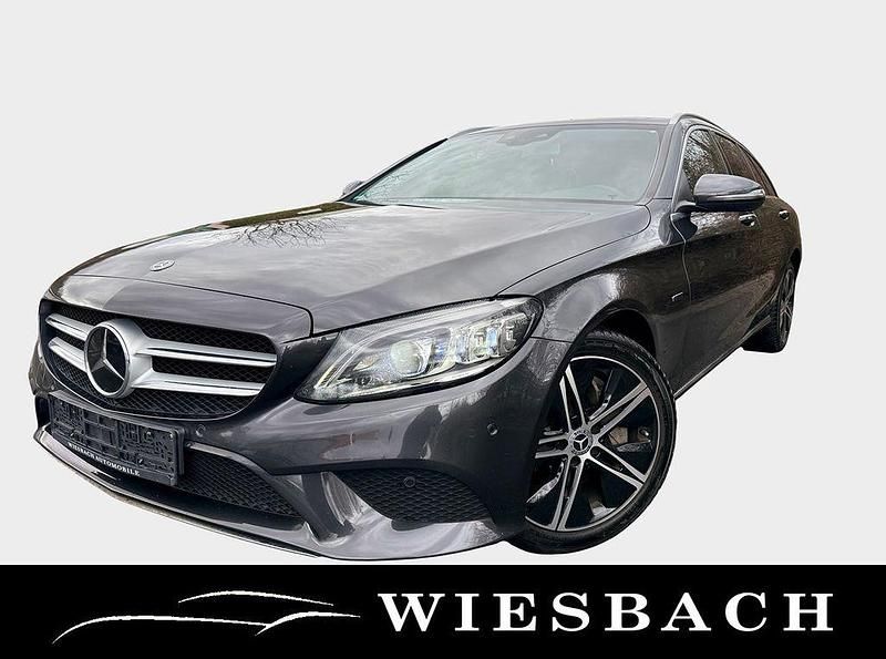 Gebraucht Mercedes C300e 306 PS (225 kW) 2019 Schwarz Limousine