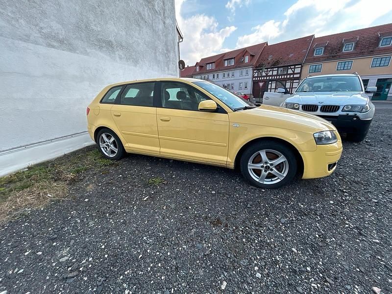Gebraucht Audi A3 170 PS (125 kW) 2007 Gelb Kleinwagen