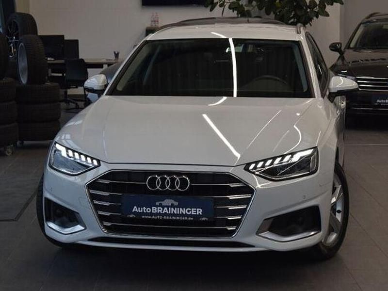 Weiß Gebraucht 2022 Audi A4 Advanced Kombi | 23.550 € (Fairer Preis) - Bild 1/4