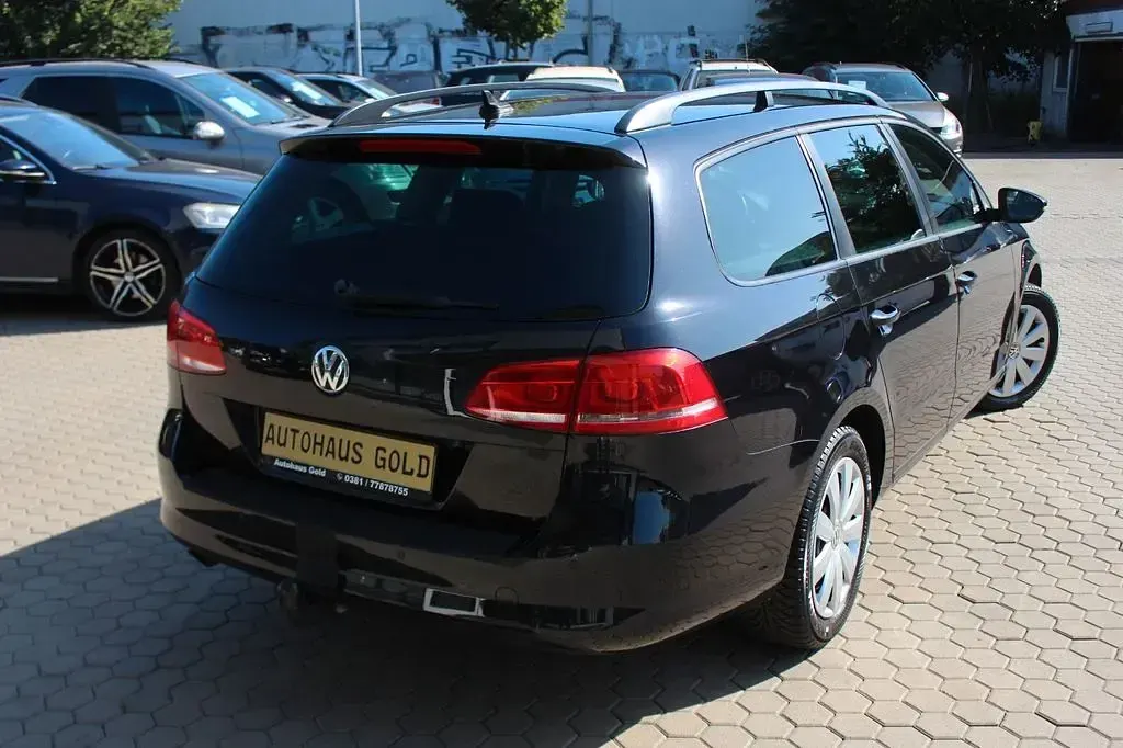 Gebraucht VW Passat Trendline 122 PS (89 kW) 2015 Schwarz Kombi