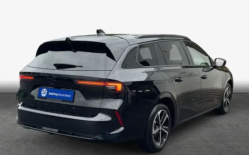 Gebraucht Opel Astra 131 PS (96 kW) 2025 Schwarz Kleinwagen