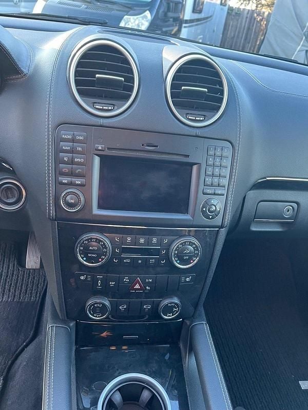 Gebraucht Mercedes GL350 211 PS (155 kW) 2010 Grau SUV