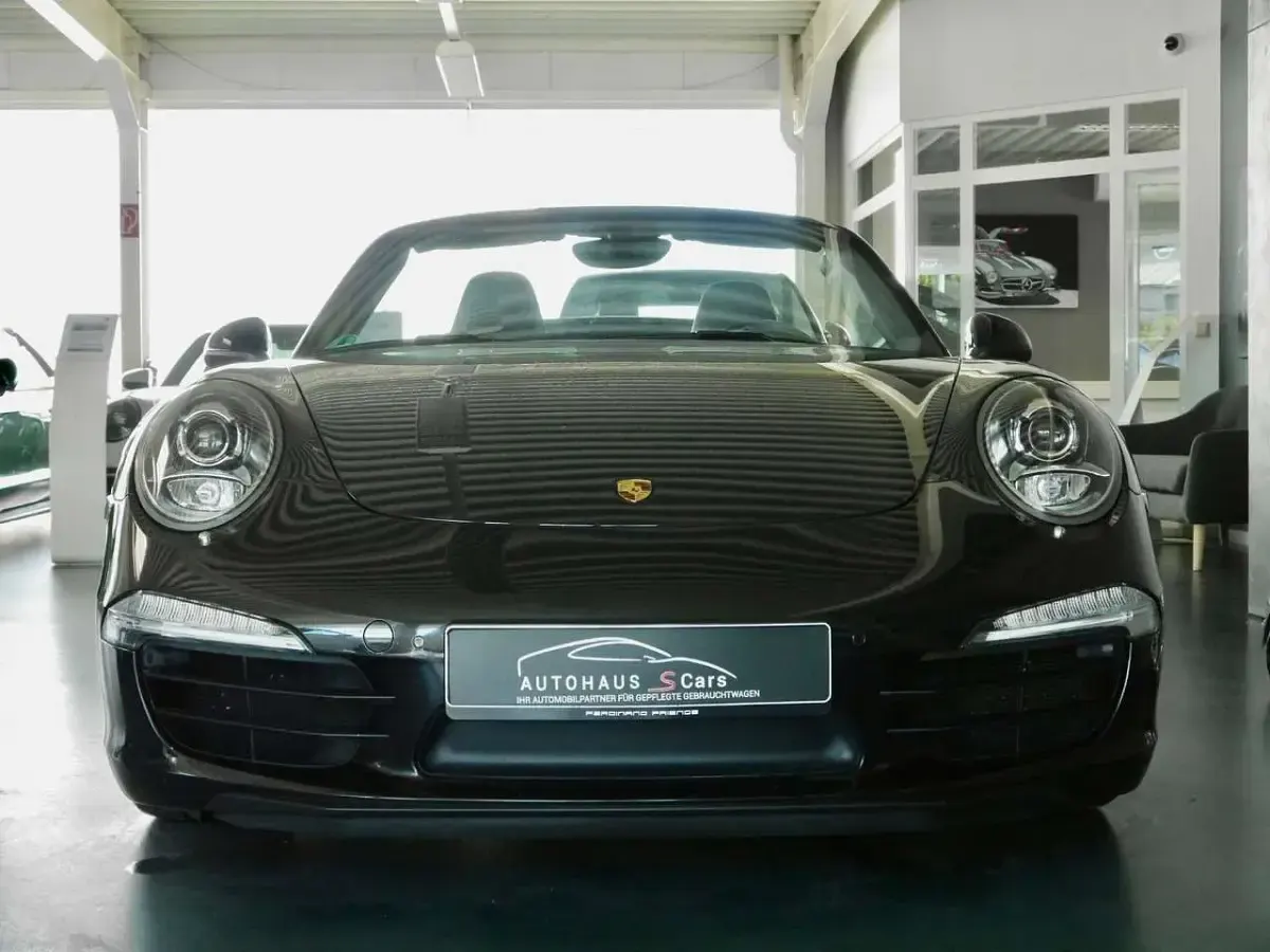 Begagnad Porsche 991 400 HK (294 kW) 2012 Svart Cab