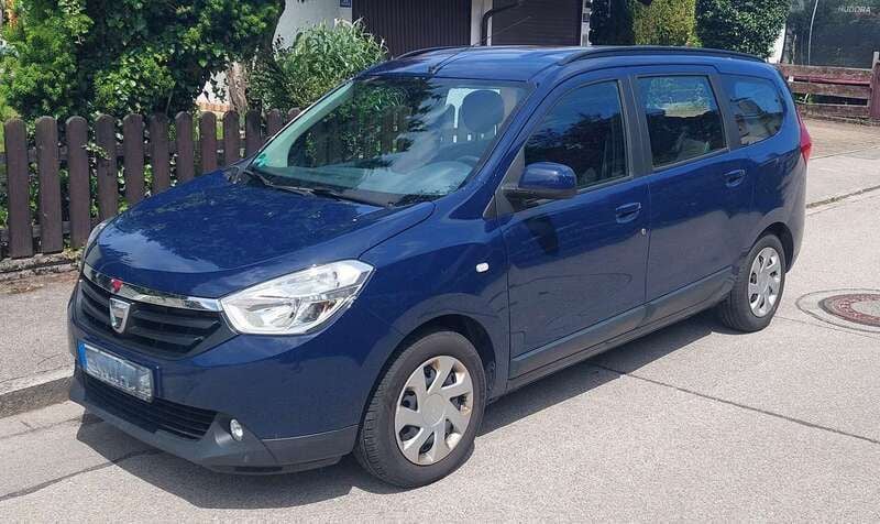 Blau Gebraucht 2016 Dacia Lodgy Lauréate Van / Kleinbus | 6.500 € (Guter Preis) - Bild 1/4