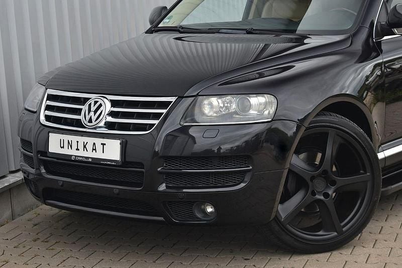 Schwarz Gebraucht 2005 VW Touareg R SUV | 8.991 € (Teuer) - Bild 1/4