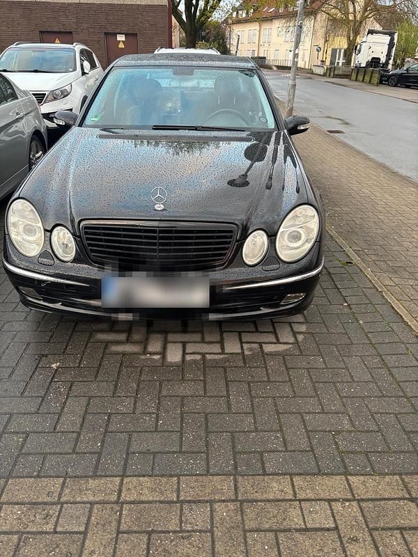 Gebraucht Mercedes E320 224 PS (164 kW) 2005 Schwarz Limousine