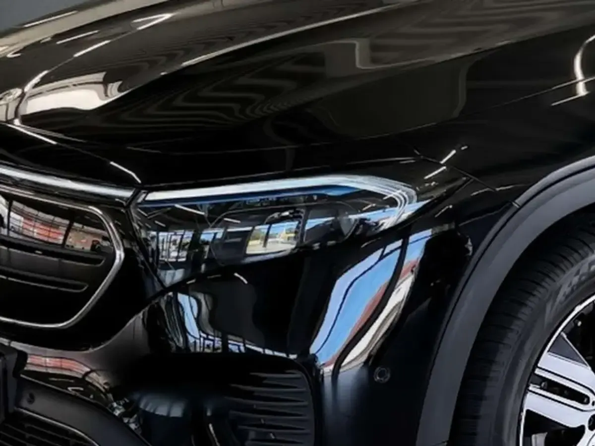 Gebraucht Mercedes EQB250 Progressive 139 kW (190 PS) 2023 Schwarz SUV