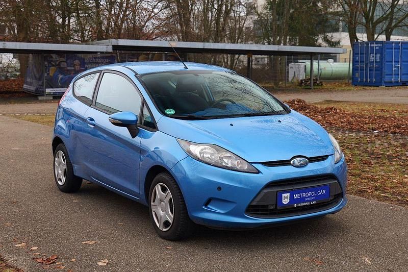 Gebraucht Ford Fiesta Trend 60 PS (44 kW) 2008 Blau Kleinwagen