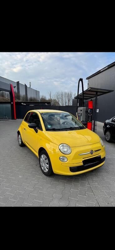 Gelb Gebraucht 2010 Fiat 500 Kleinwagen | 1.950 € - Bild 1/4