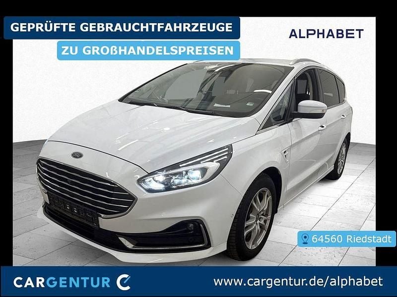 Usado Ford S-MAX Titanium 150 HP (110 kW) 2021 Branco Monovolume