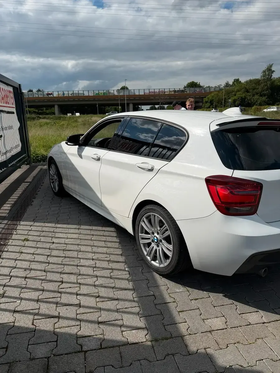 Gebraucht BMW 118 143 PS (105 kW) 2013 Weiß Kleinwagen