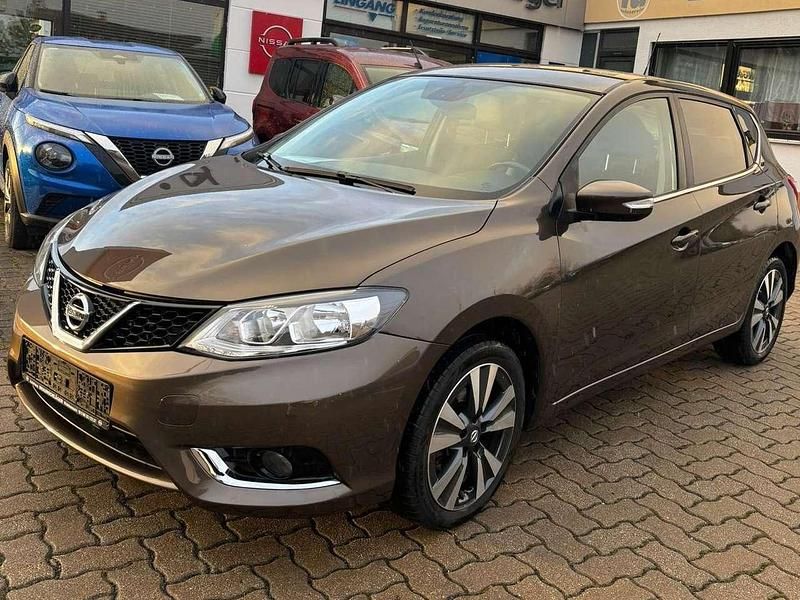 Gebraucht Nissan Pulsar N-Connecta 116 PS (85 kW) 2016 Bronze metallic Kleinwagen