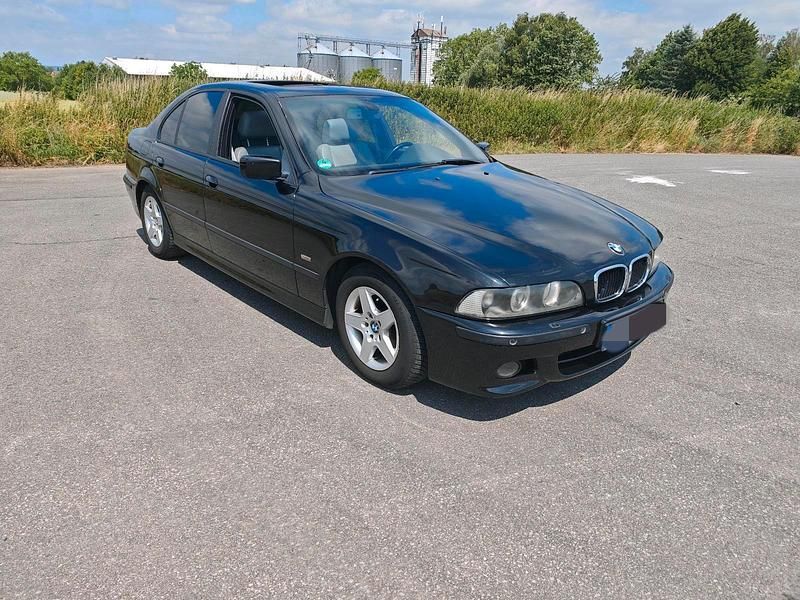 Gebraucht BMW 525 M Sport 163 PS (119 kW) 2003 Schwarz Limousine