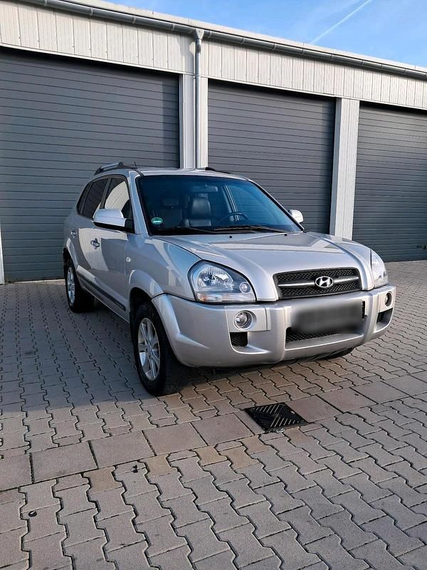 Silber Gebraucht 2007 Hyundai Tucson SUV | 3.300 € (Guter Preis) - Bild 1/4