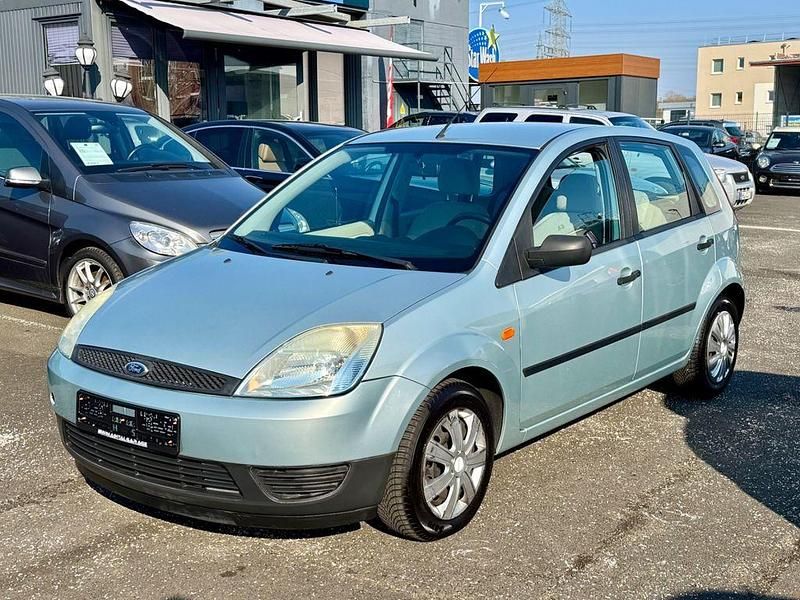 Gebraucht Ford Fiesta Ambiente 80 PS (58 kW) 2004 Grün Kleinwagen