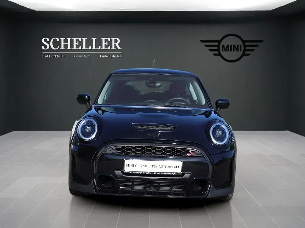 Gebraucht Mini Cooper S Classic 178 PS (130 kW) 2023 Schwarz Kleinwagen