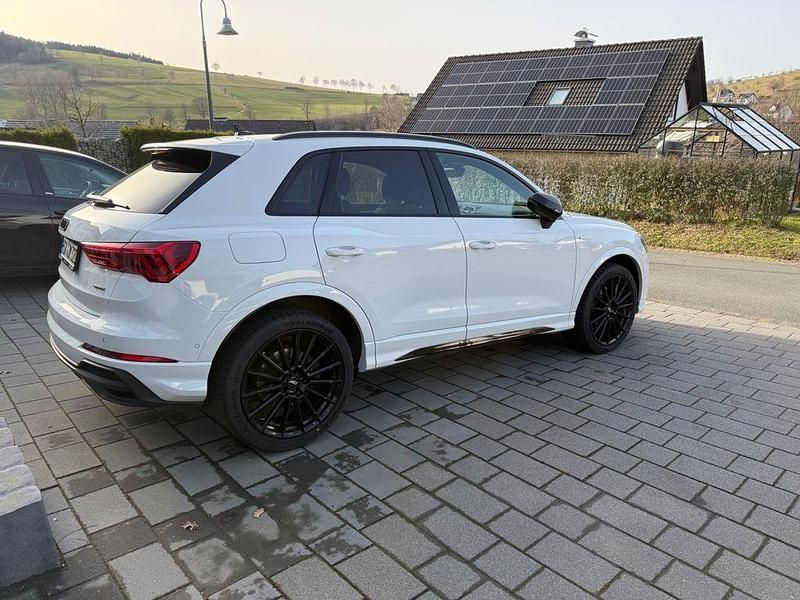 Gebraucht Audi Q3 S-Line 190 PS (139 kW) 2024 Weiß SUV