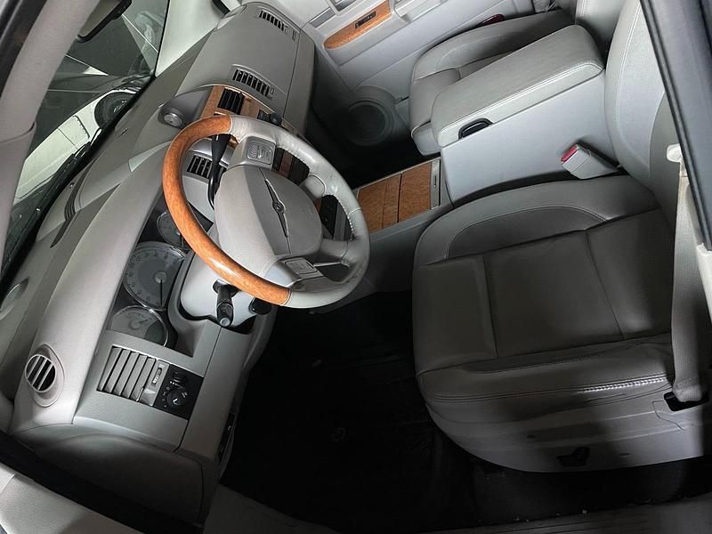 Schwarz Gebraucht 2007 Chrysler Aspen SUV | 6.950 € - Bild 1/4