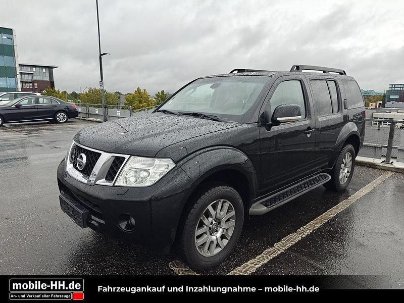 Black (m) Gebraucht 2015 Nissan Pathfinder SUV | 19.990 € (Etwas zu teuer) - Bild 1/3