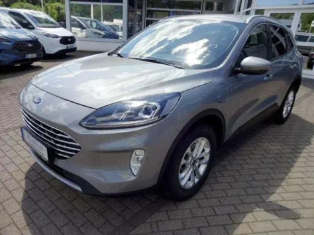 Gebraucht Ford Kuga Titanium 224 PS (164 kW) 2022 Silber SUV