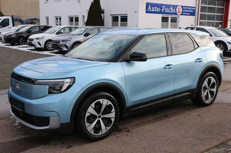Używany Ford Explorer 125 kW (170 KM) 2025 Niebieski SUV