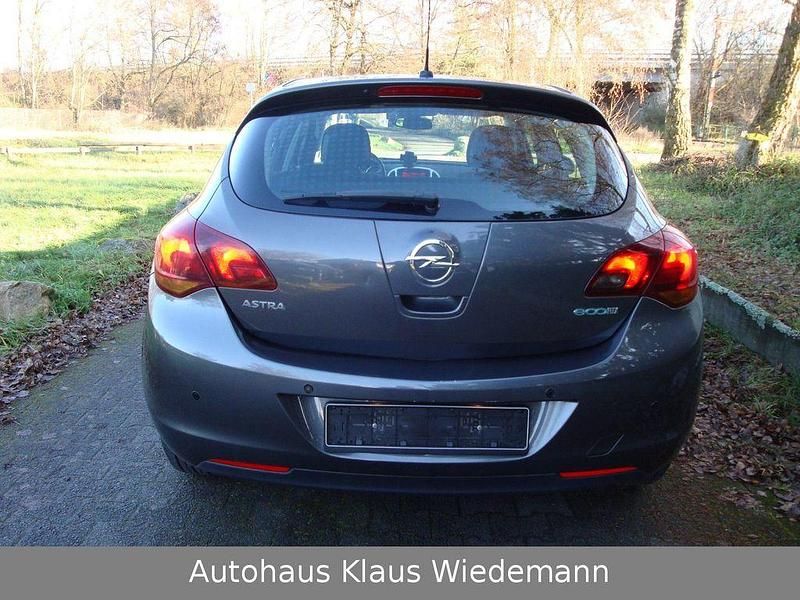 Gebraucht Opel Astra Sport 101 PS (74 kW) 2011 Karbon  grau Kombi