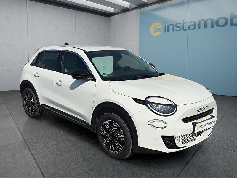 Second-hand Fiat 600 Style 101 CP (74 kW) 2024 Alb Hatchback