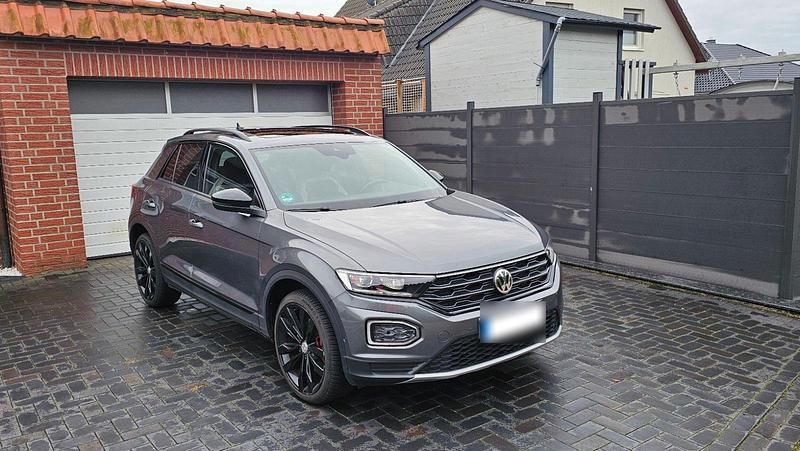 Usata VW T-Roc 190 CV (139 kW) 2019 Grigio SUV
