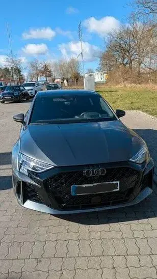 Gebraucht Audi RS3 Performance 515 PS (378 kW) 2025 Grau Limousine