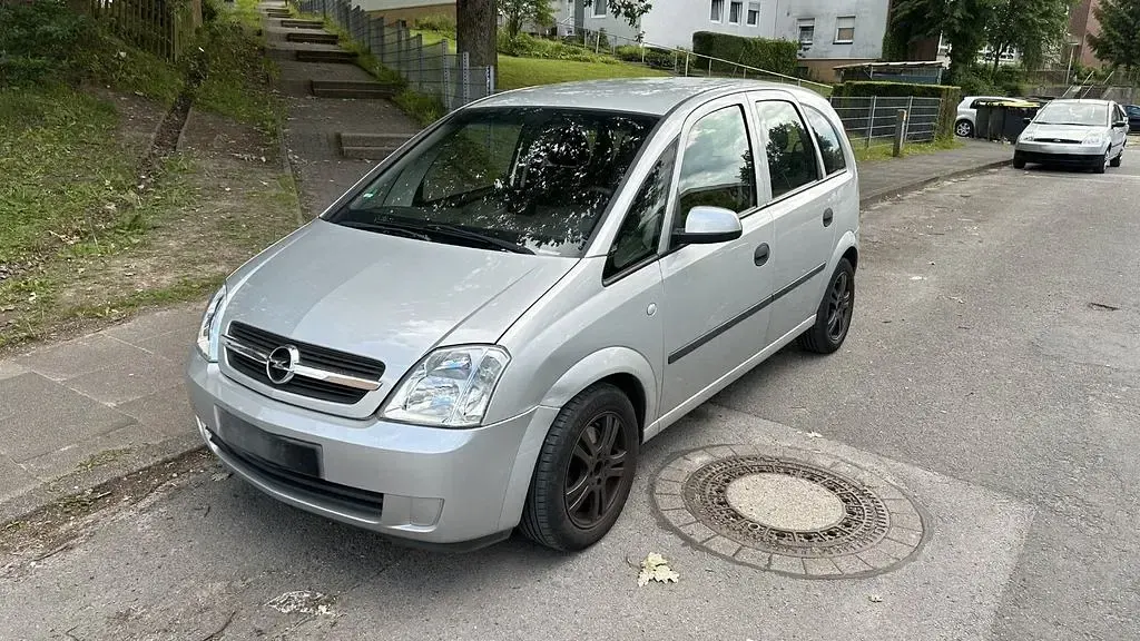 Gebraucht Opel Meriva 125 PS (91 kW) 2003 Silber Van / Kleinbus